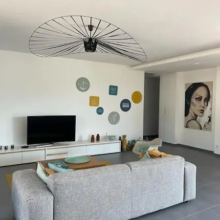Porra Avec Piscine 8 Pers Vue Montagne Villa