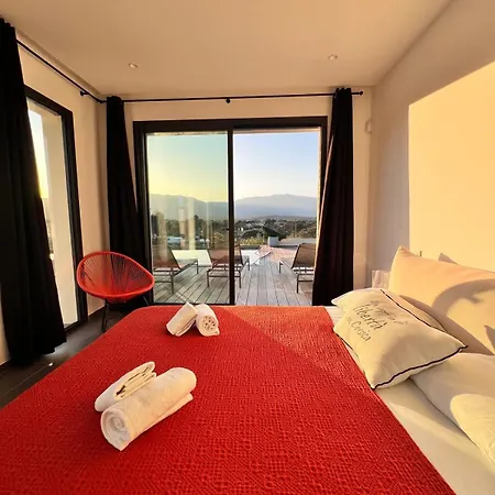 Porra Avec Piscine 8 Pers Vue Montagne * Porto-Vecchio (Corsica)